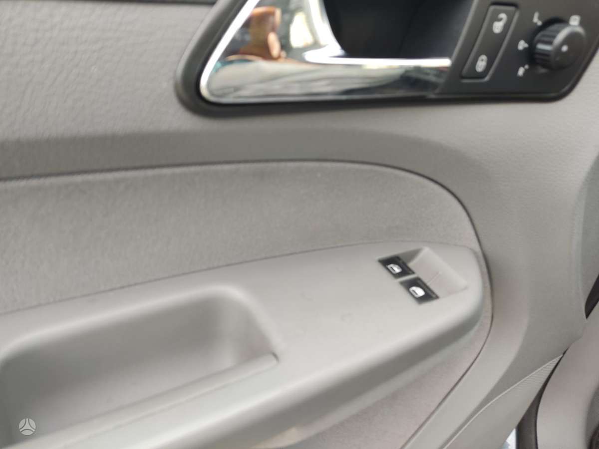Volkswagen Caddy - 12