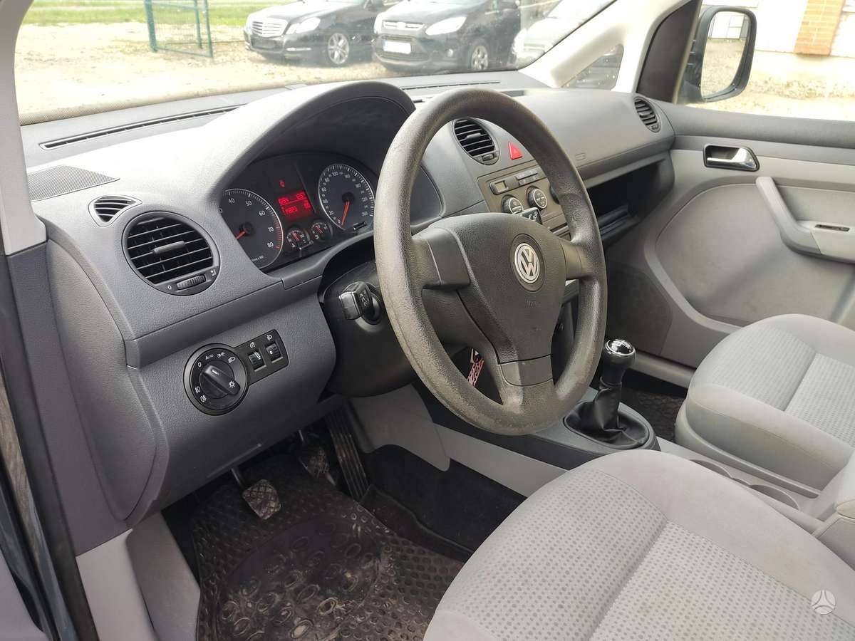 Volkswagen Caddy - 10