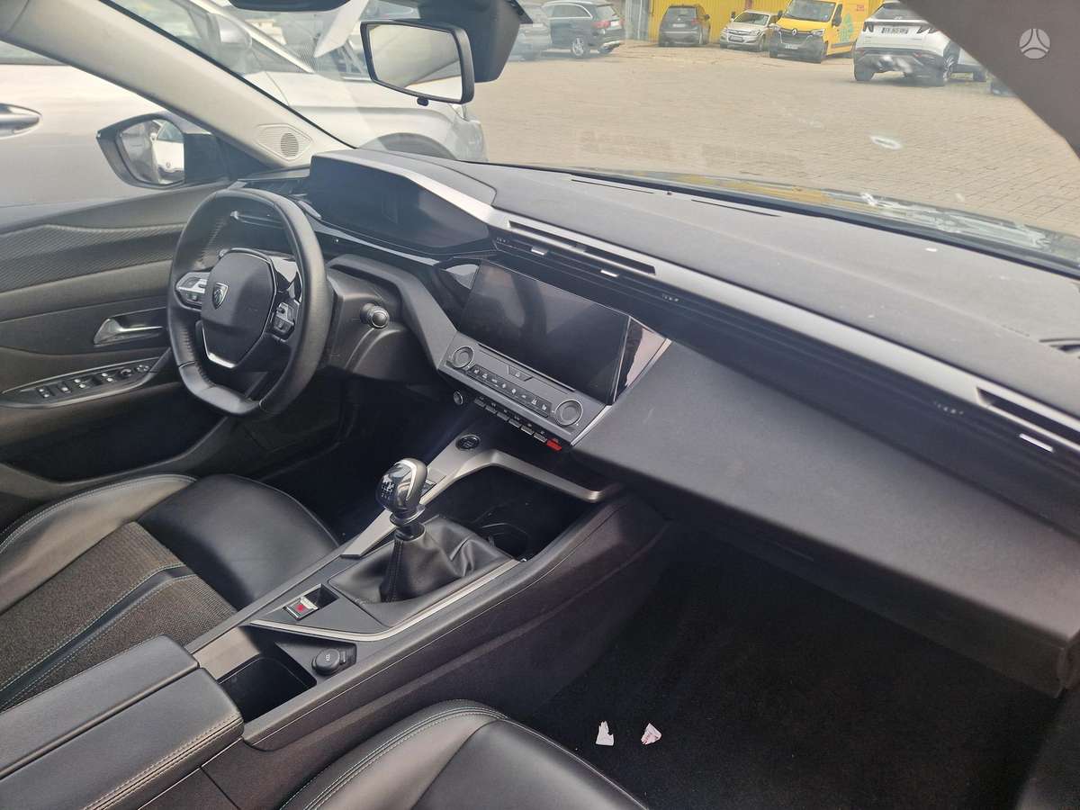 Peugeot 308 - 5