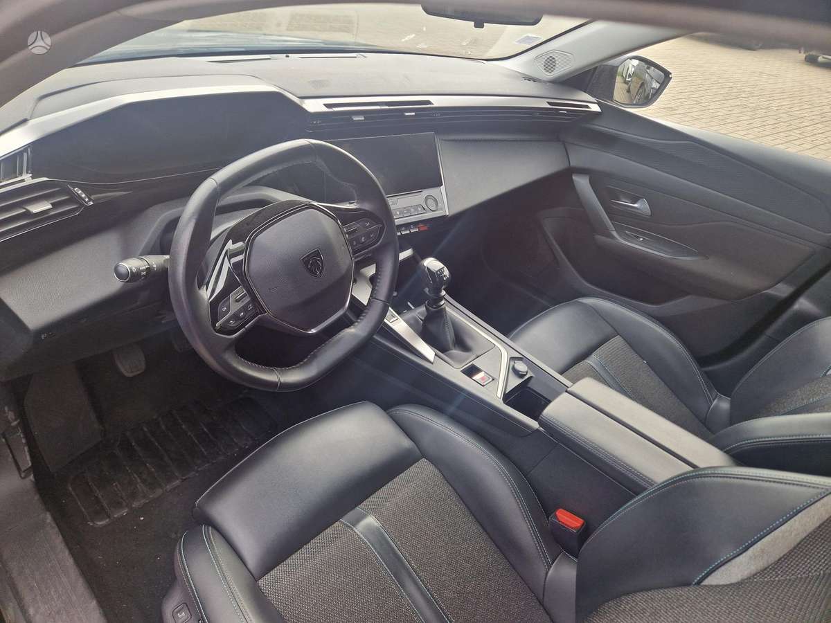 Peugeot 308, 1.2 l., Универсал
