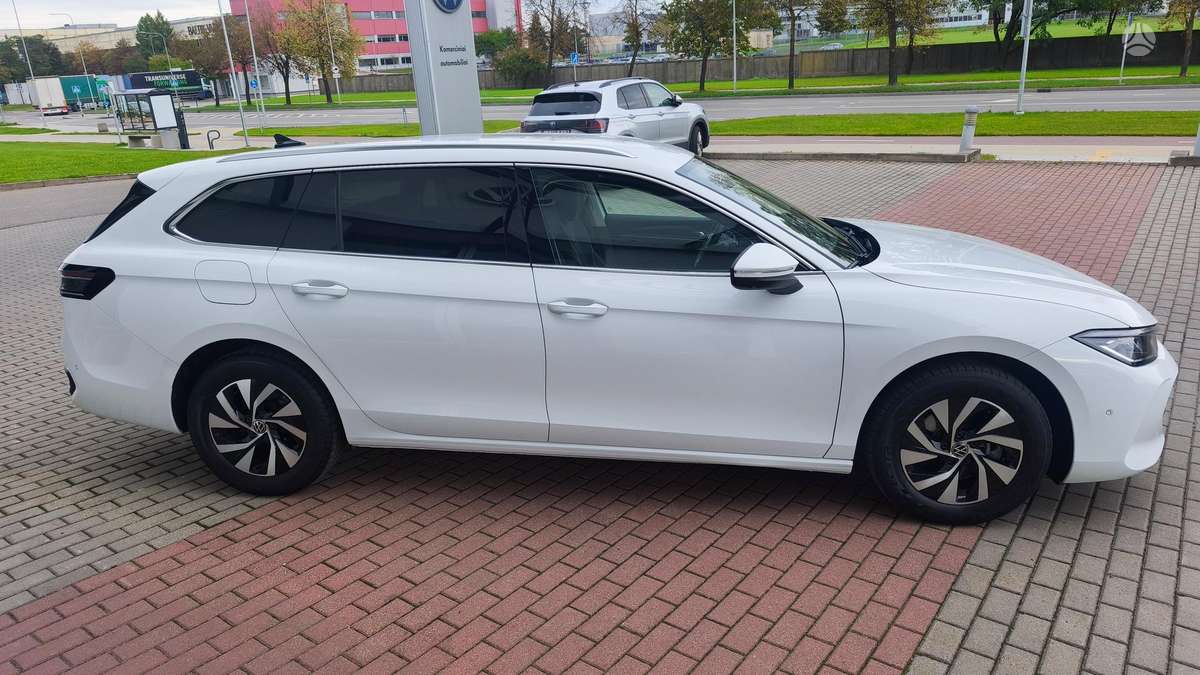 Volkswagen Passat - 5