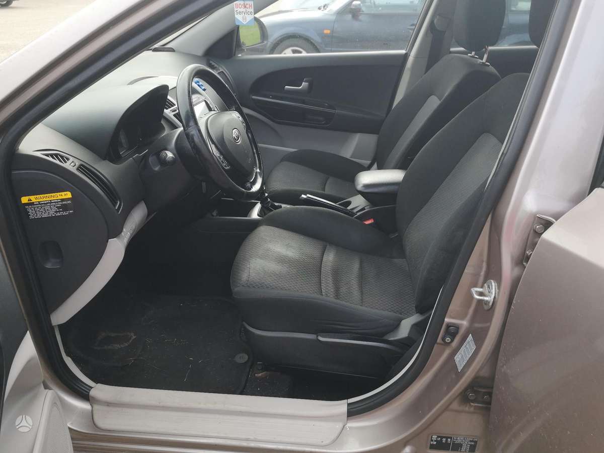 Kia Ceed, 1.6 l., Универсал