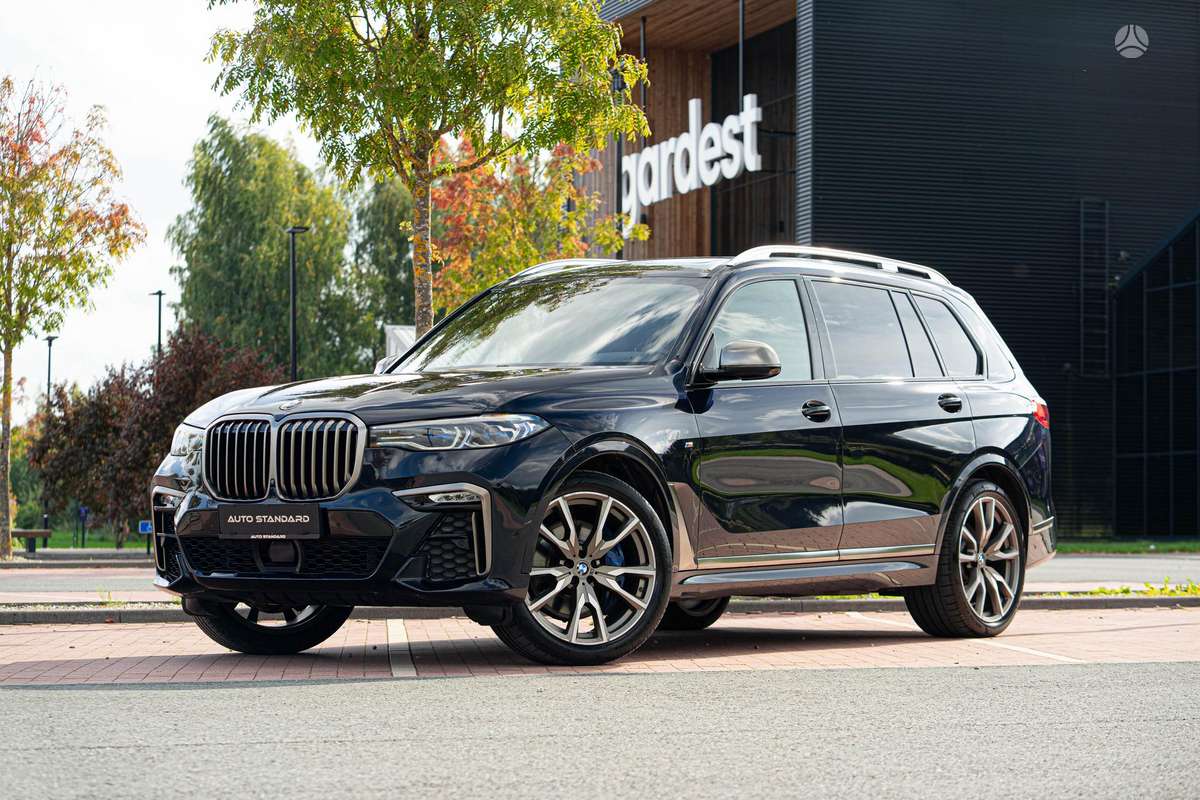 BMW X7, Универсал