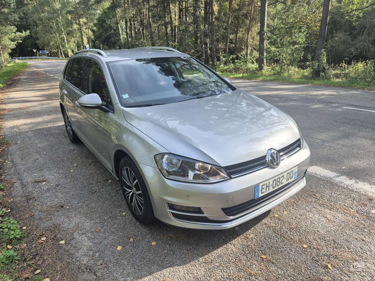 Volkswagen Golf - 3