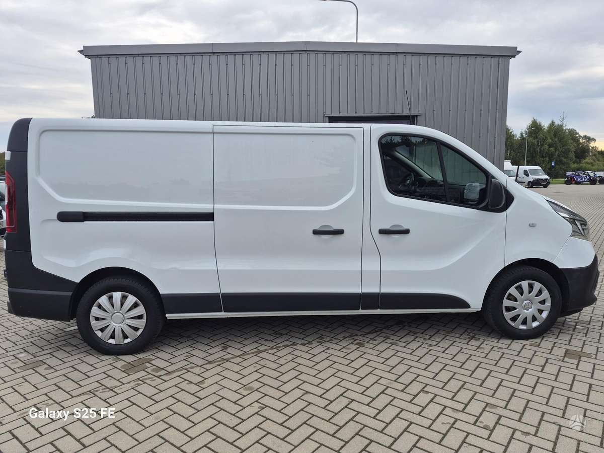 Renault Trafic - 8