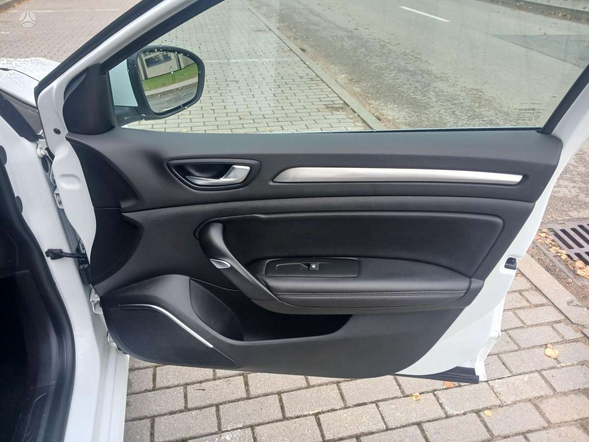 Renault Megane - 11