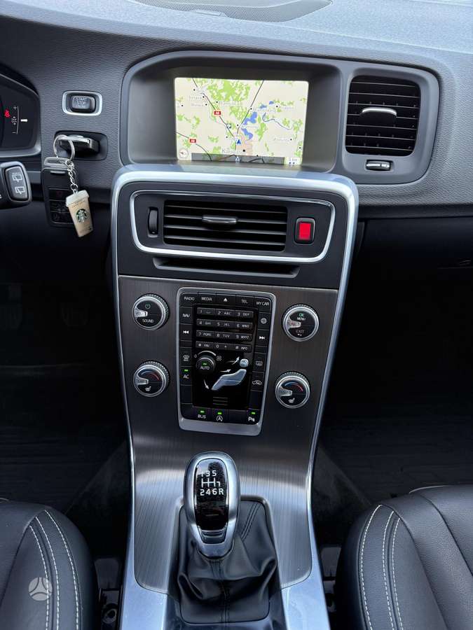 Volvo V60, 2.0 l., Универсал