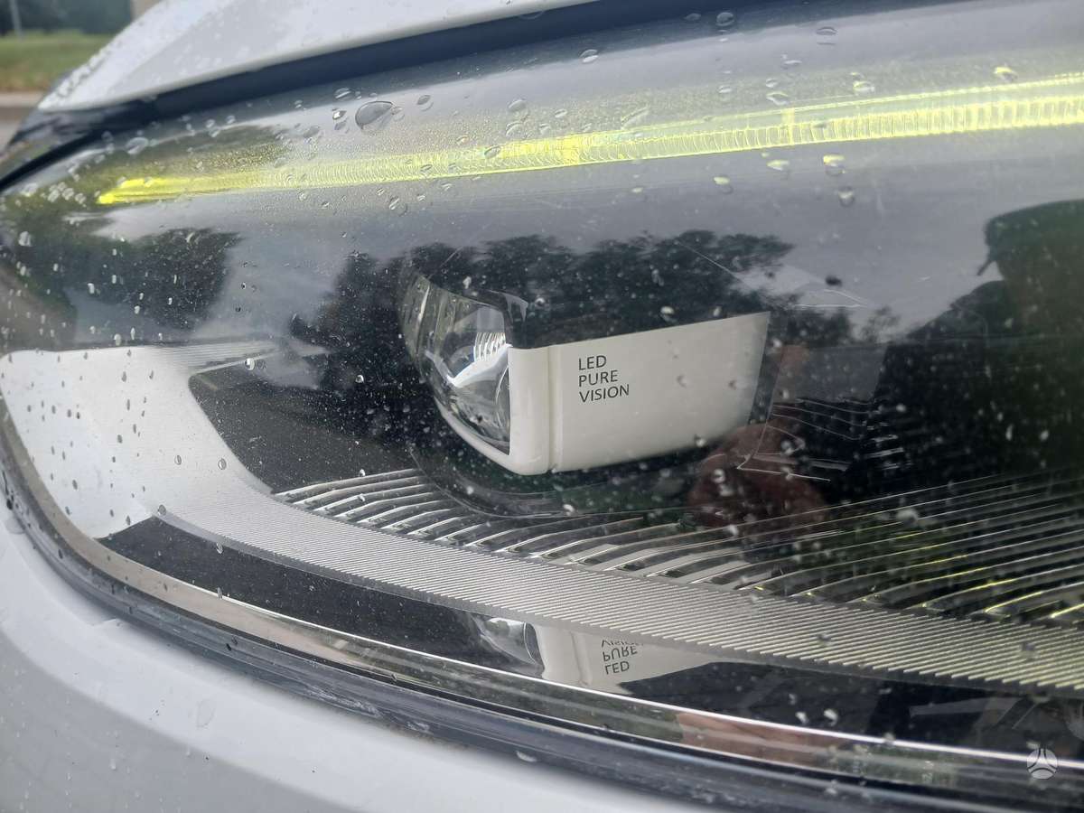 Renault Megane - 9