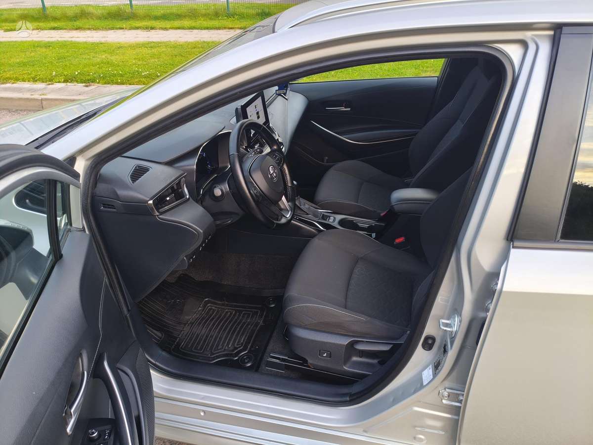 Toyota Corolla - 11