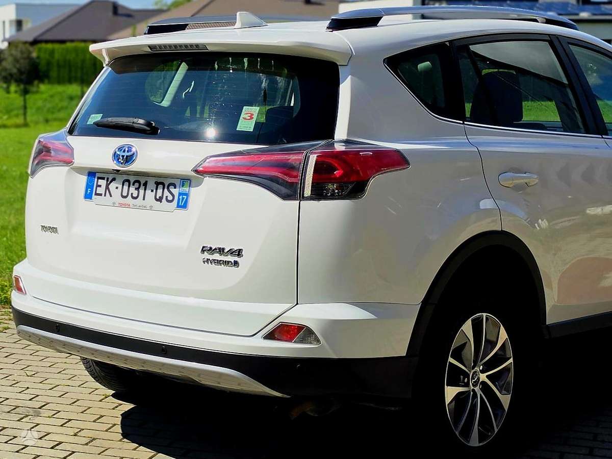 Toyota RAV4 - 12