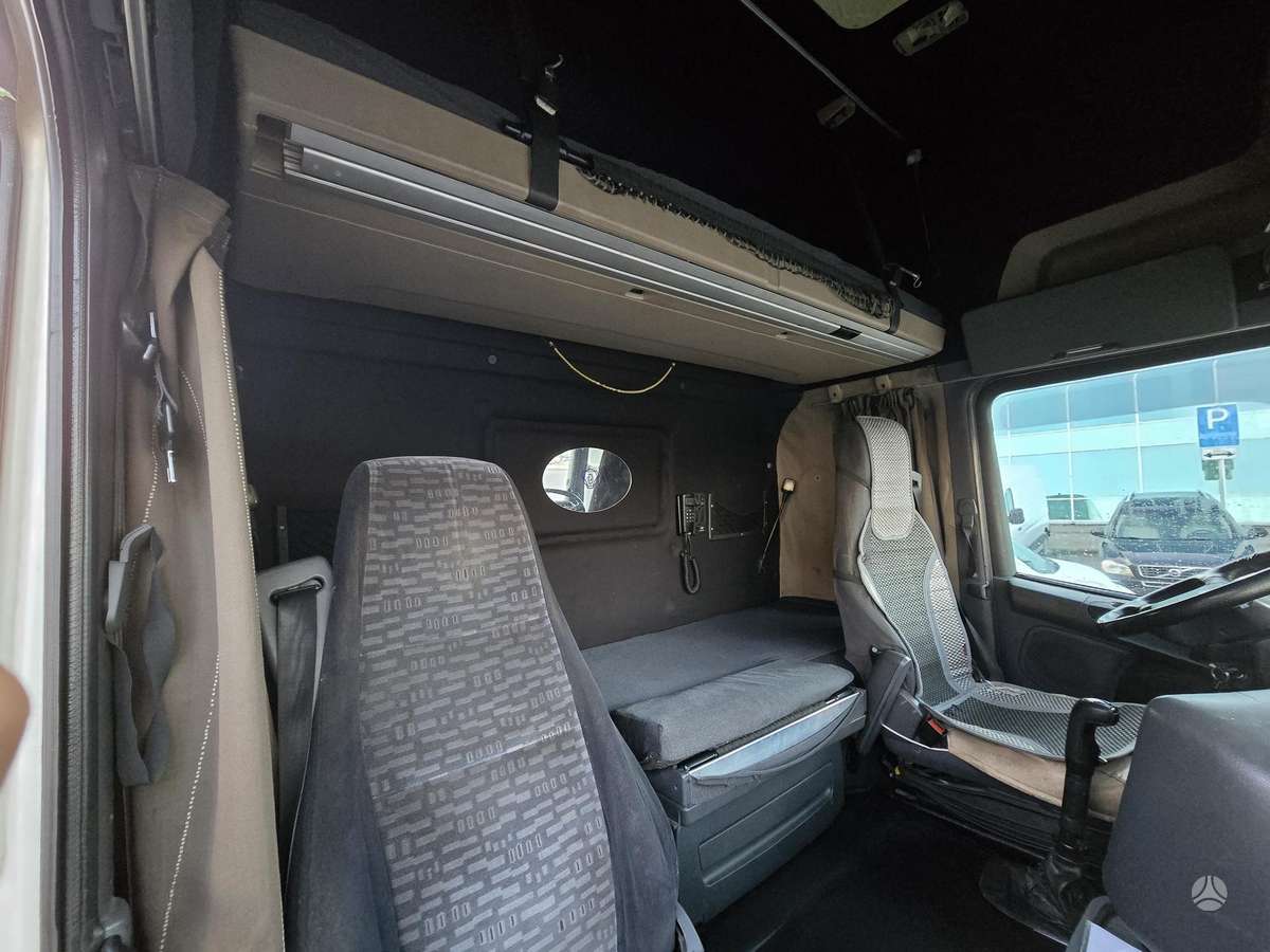 Scania R420, double sleeper