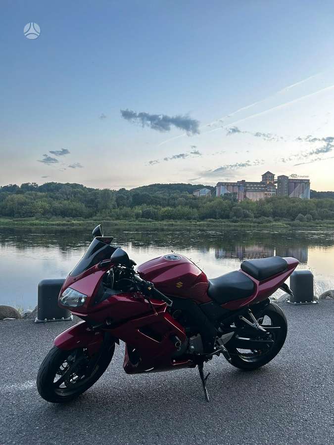 Suzuki SV 645cc, street / classic