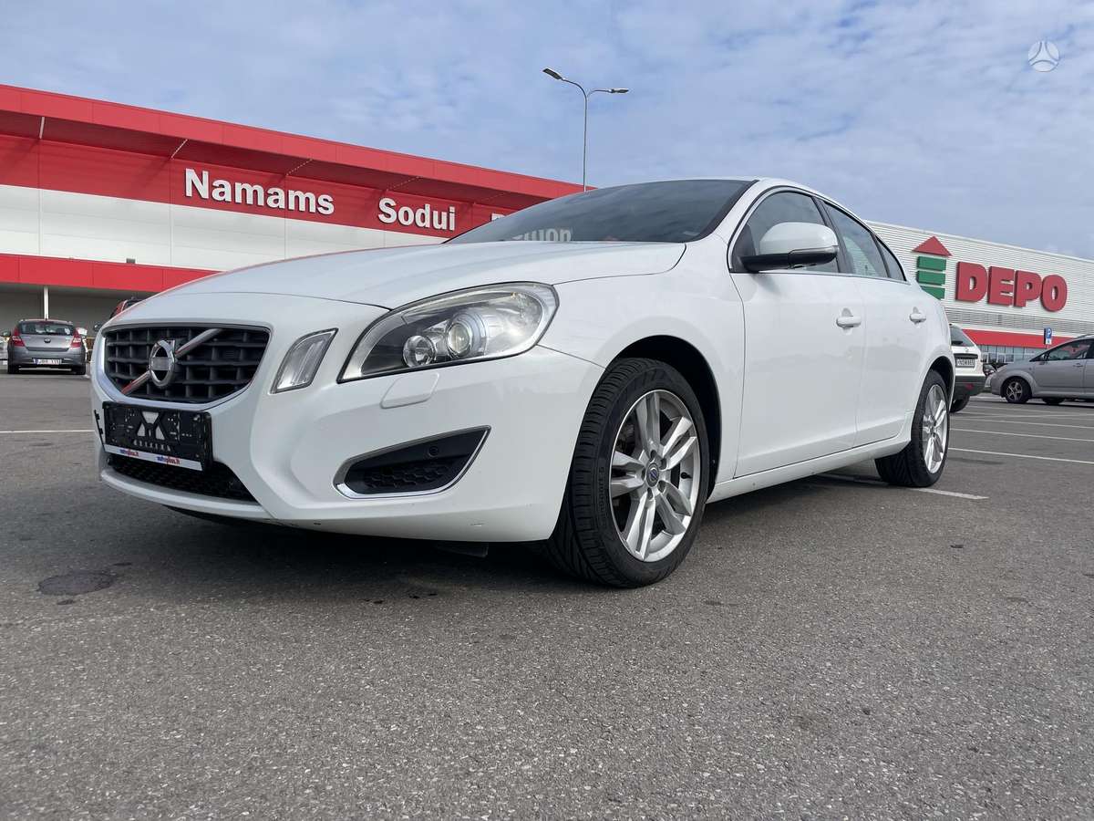 Volvo S60 - 2