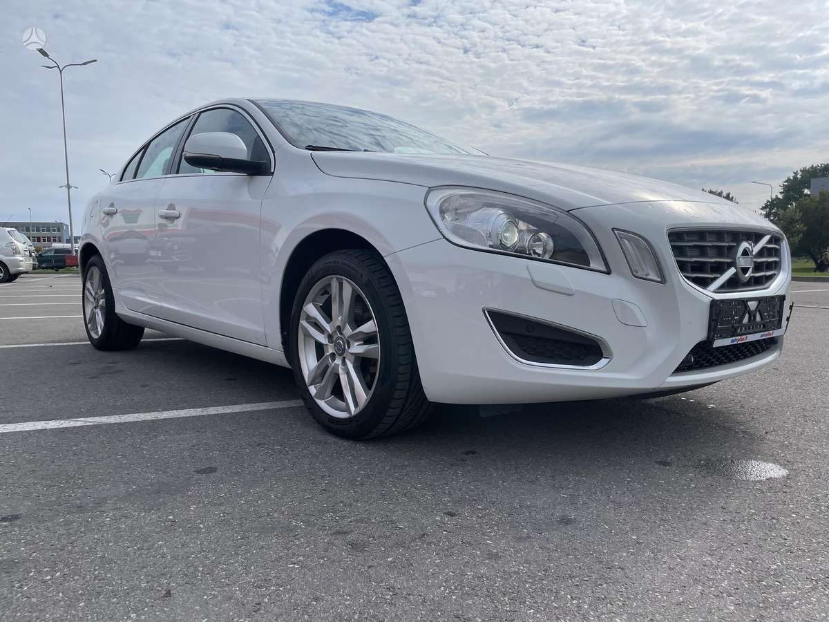 Volvo S60 - 4