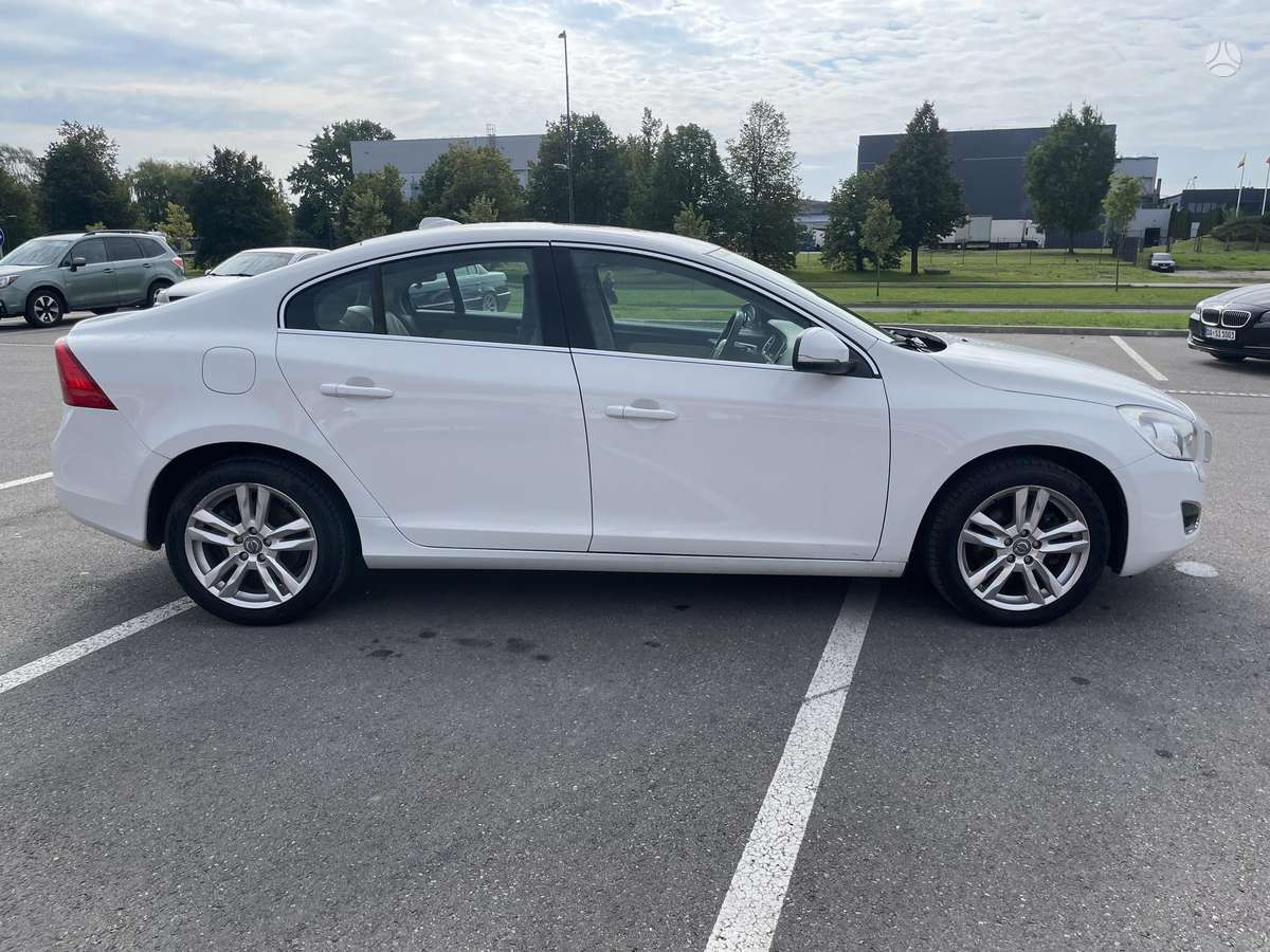 Volvo S60 - 5
