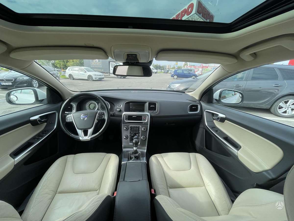 Volvo S60 - 12
