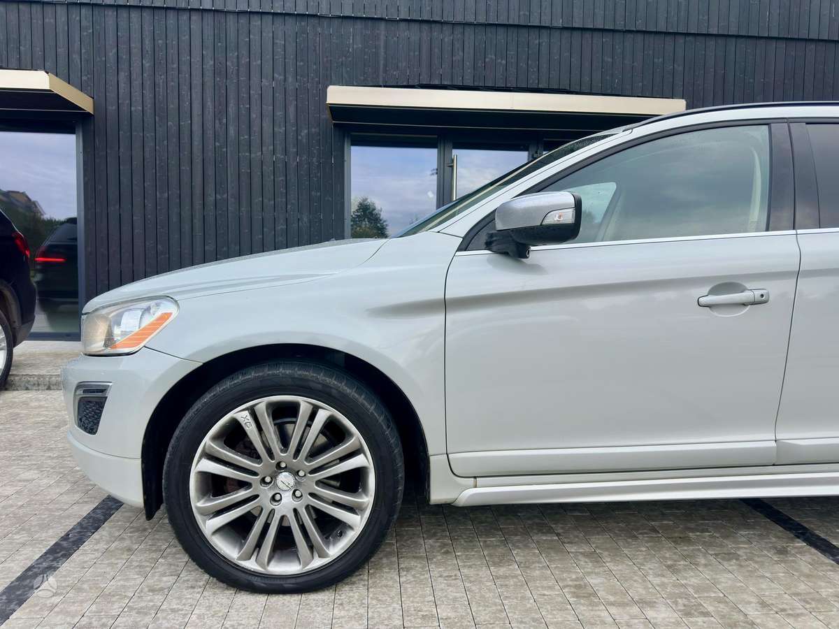 Volvo XC60 - 4