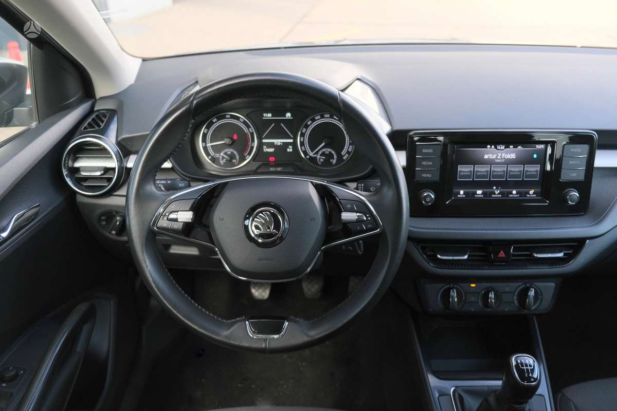 Škoda Fabia - 5