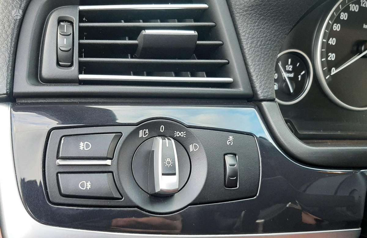 BMW 520, 2.0 l., wagon