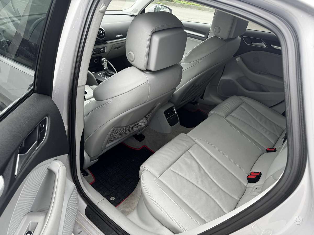 Audi A3, 2.0 l., Седан