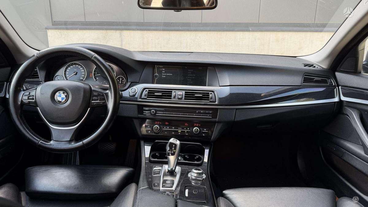 BMW 530, 3.0 l., Седан