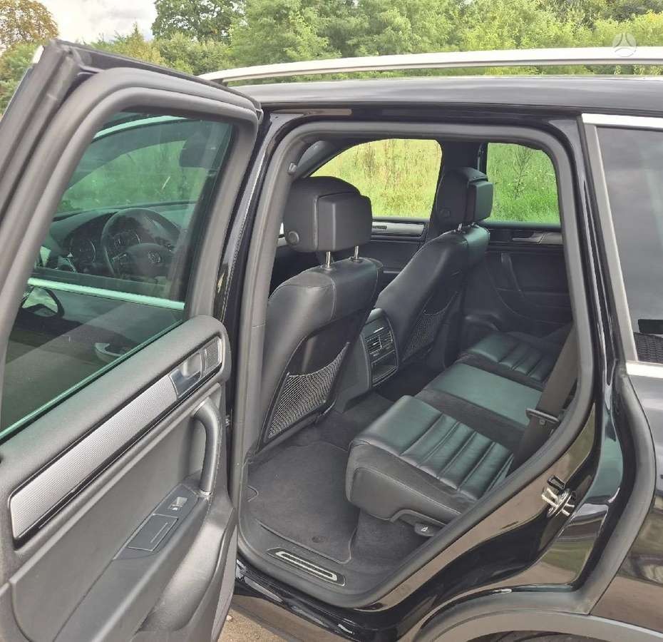 Volkswagen Touareg - 12