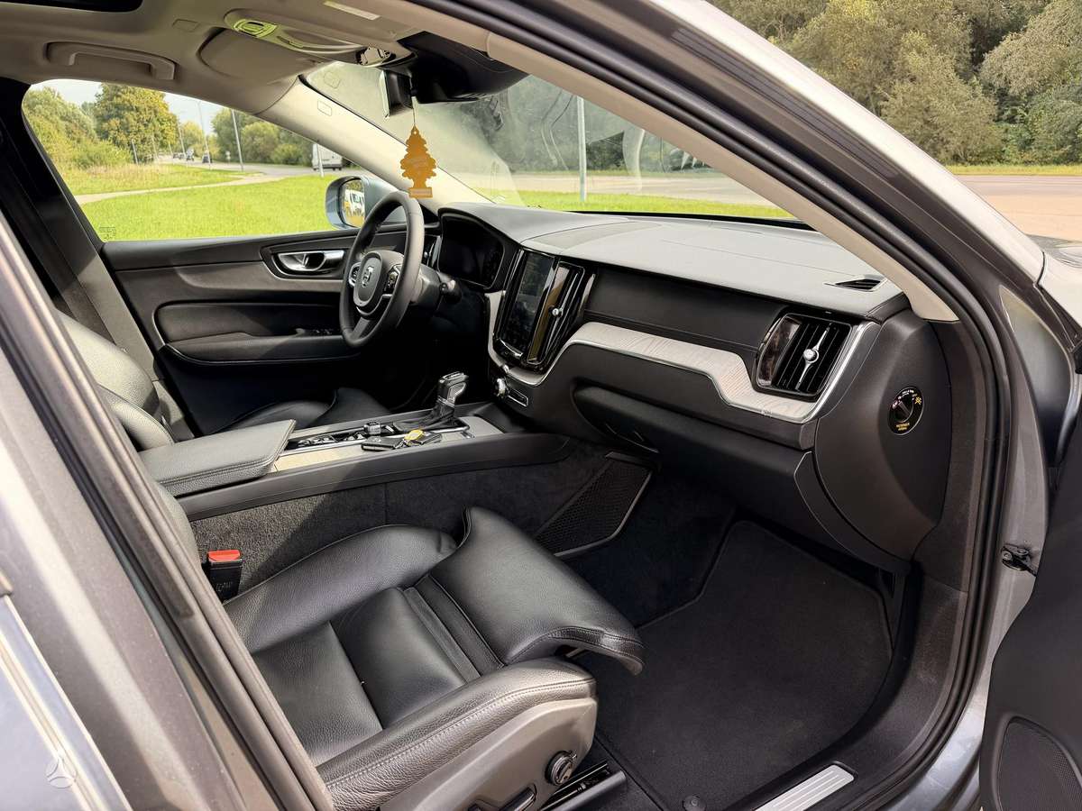 Volvo XC60 - 10