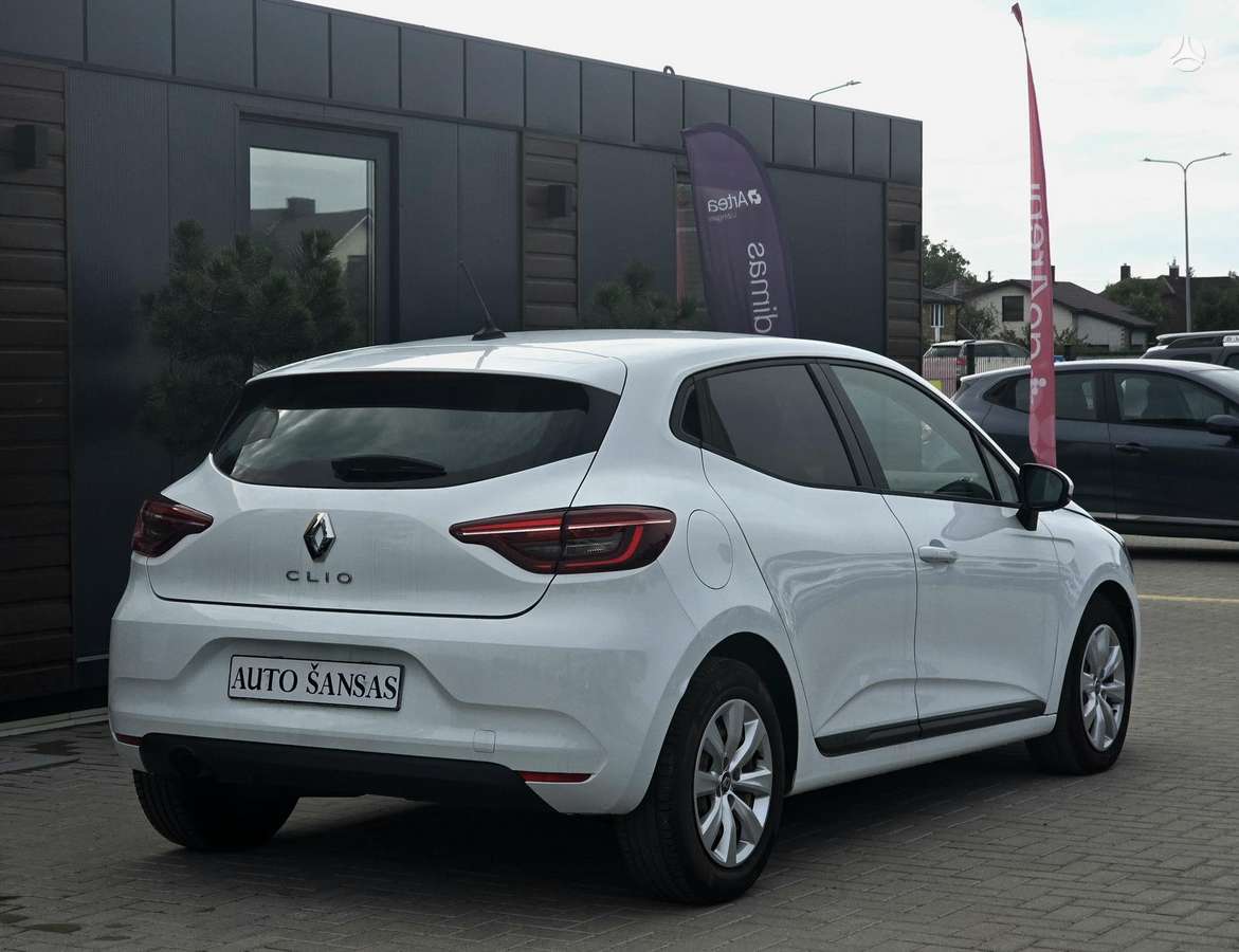 Renault Clio - 8