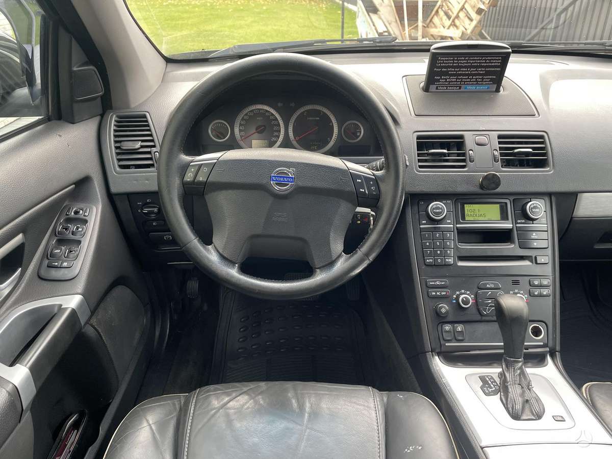 Volvo XC90 - 6