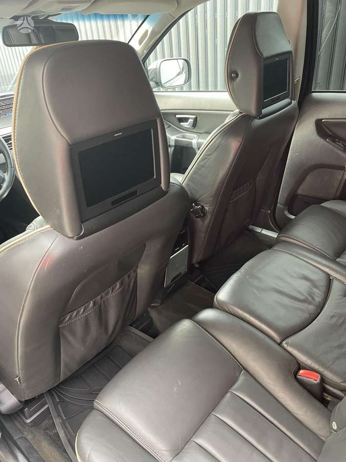 Volvo XC90 - 8