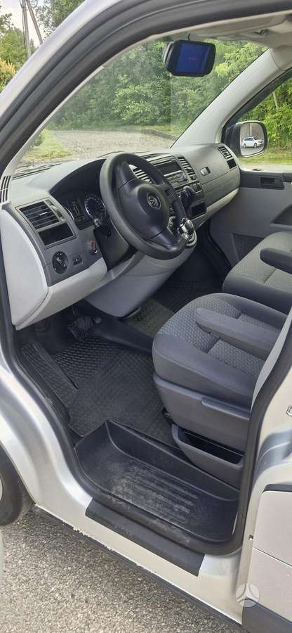 Volkswagen Transporter - 11