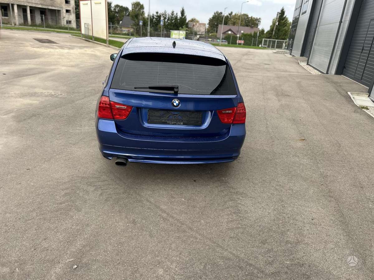 BMW 320, 2.0 l., wagon