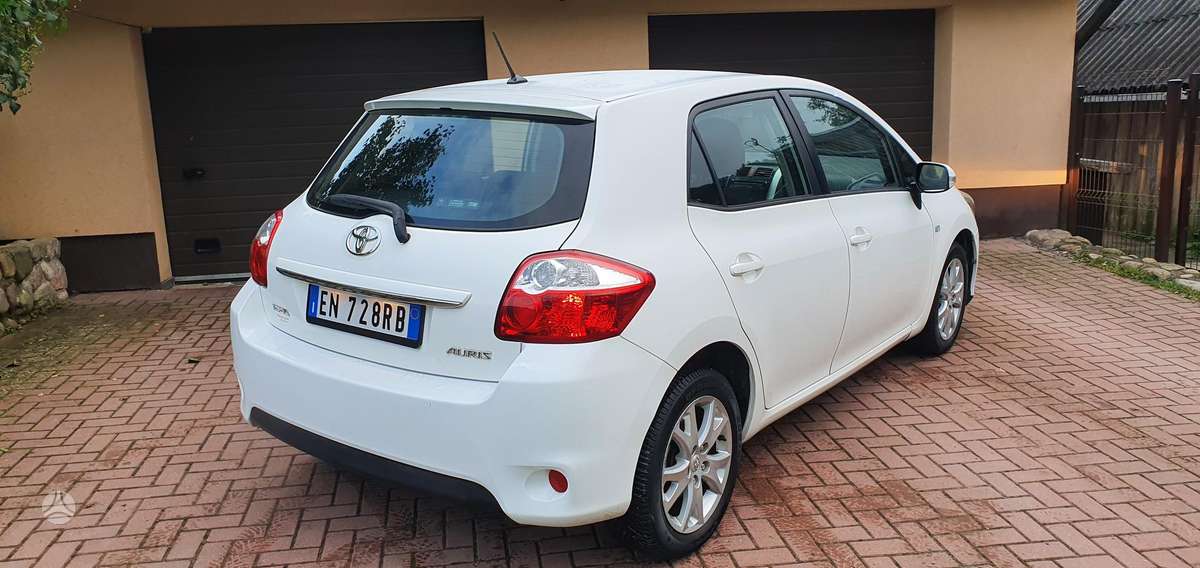 Toyota Auris, 1.6 l., hatchback