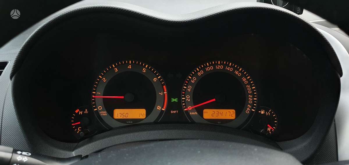 Toyota Auris, 1.6 l., hatchback
