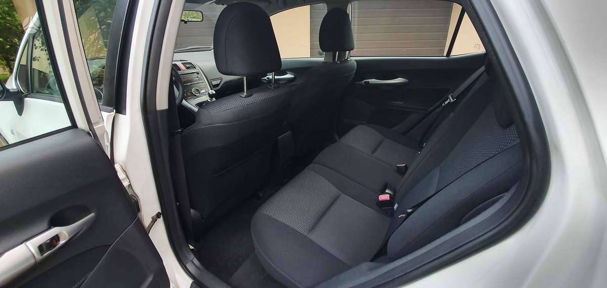 Toyota Auris, 1.6 l., hatchback