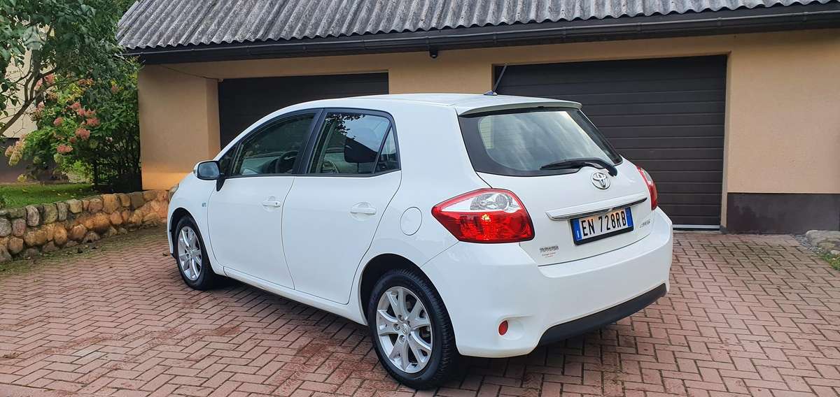 Toyota Auris, 1.6 l., hatchback