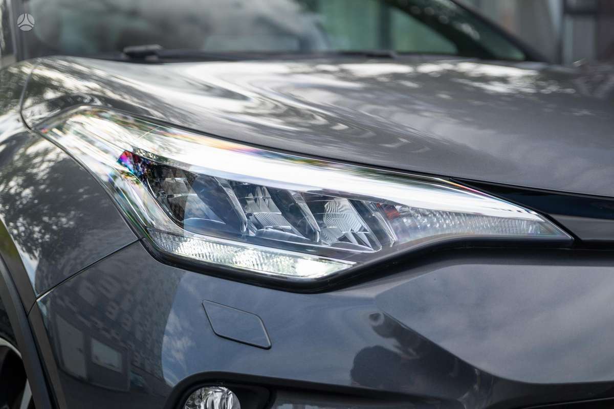 Toyota C-HR - 3
