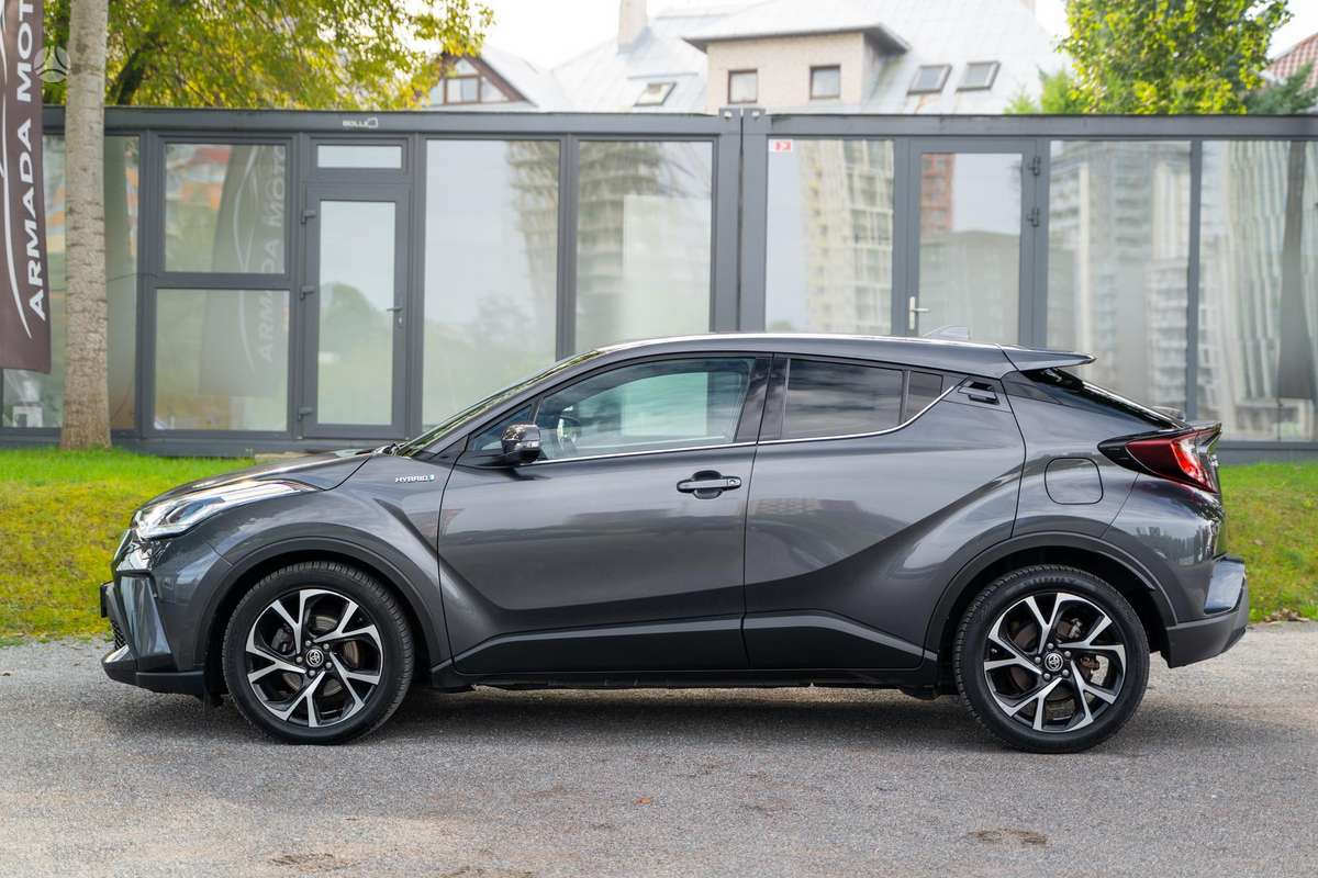 Toyota C-HR - 8