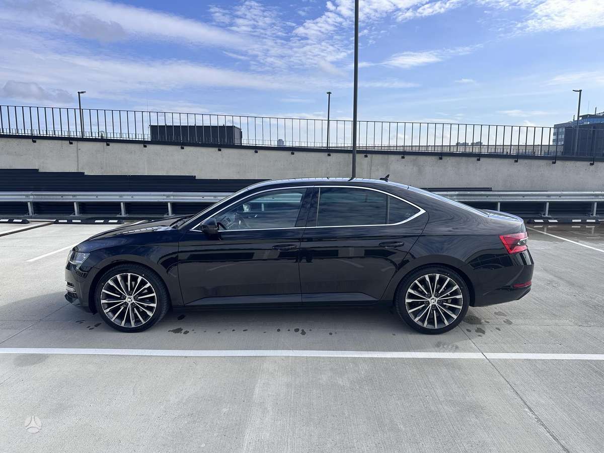 Škoda Superb - 8