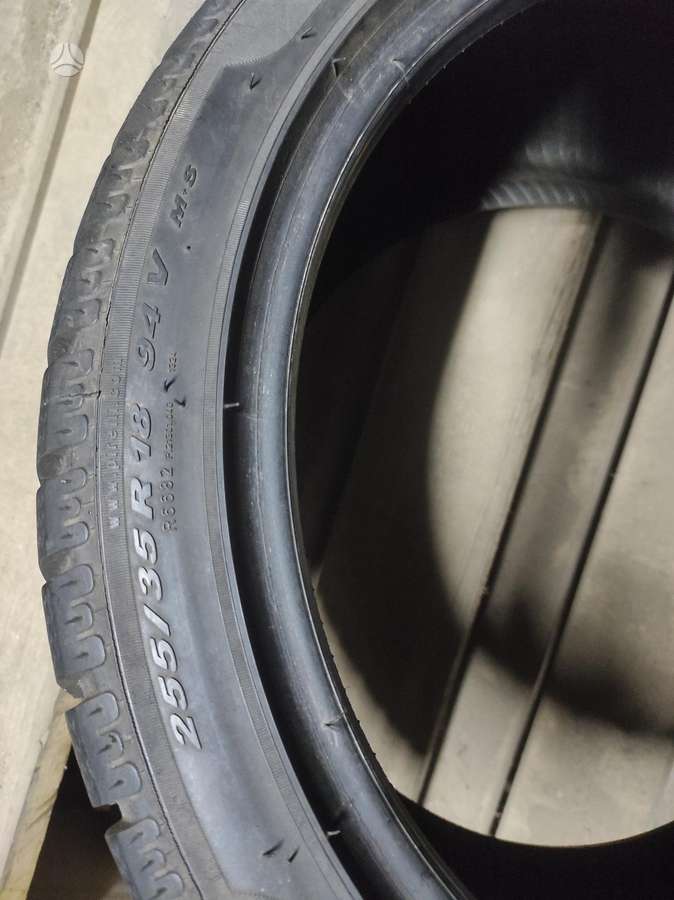 Michelin, žieminės 255/35 R18