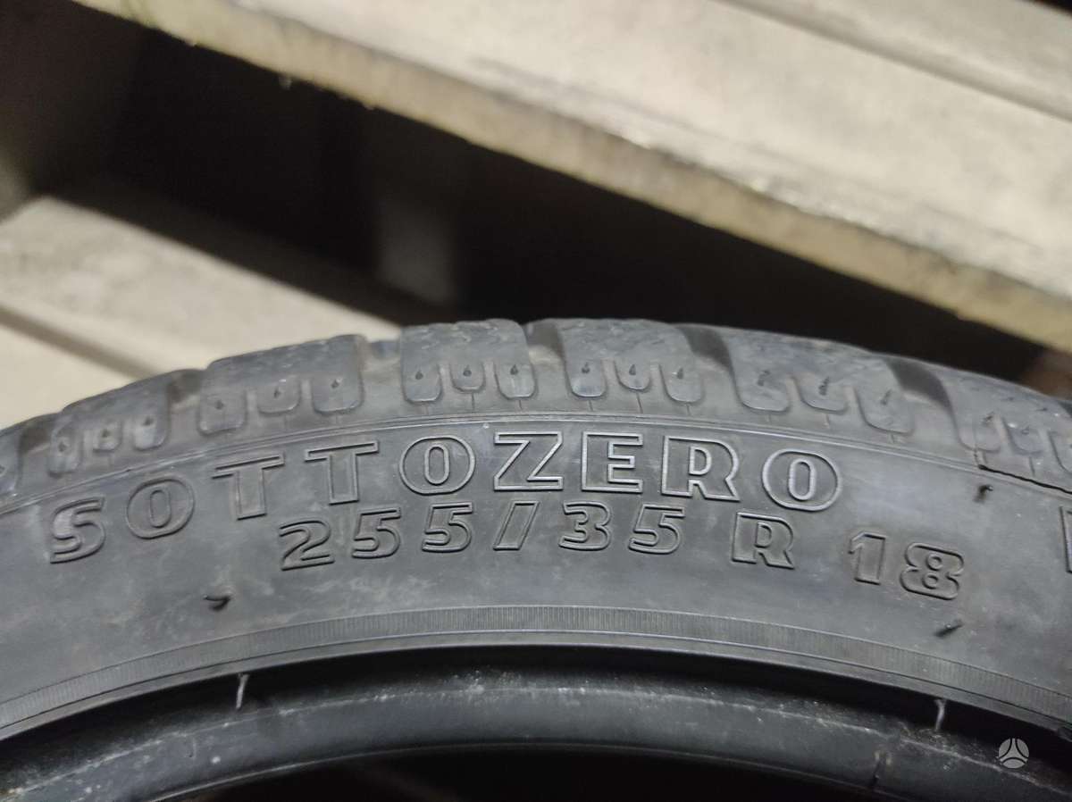 Michelin, žieminės 255/35 R18