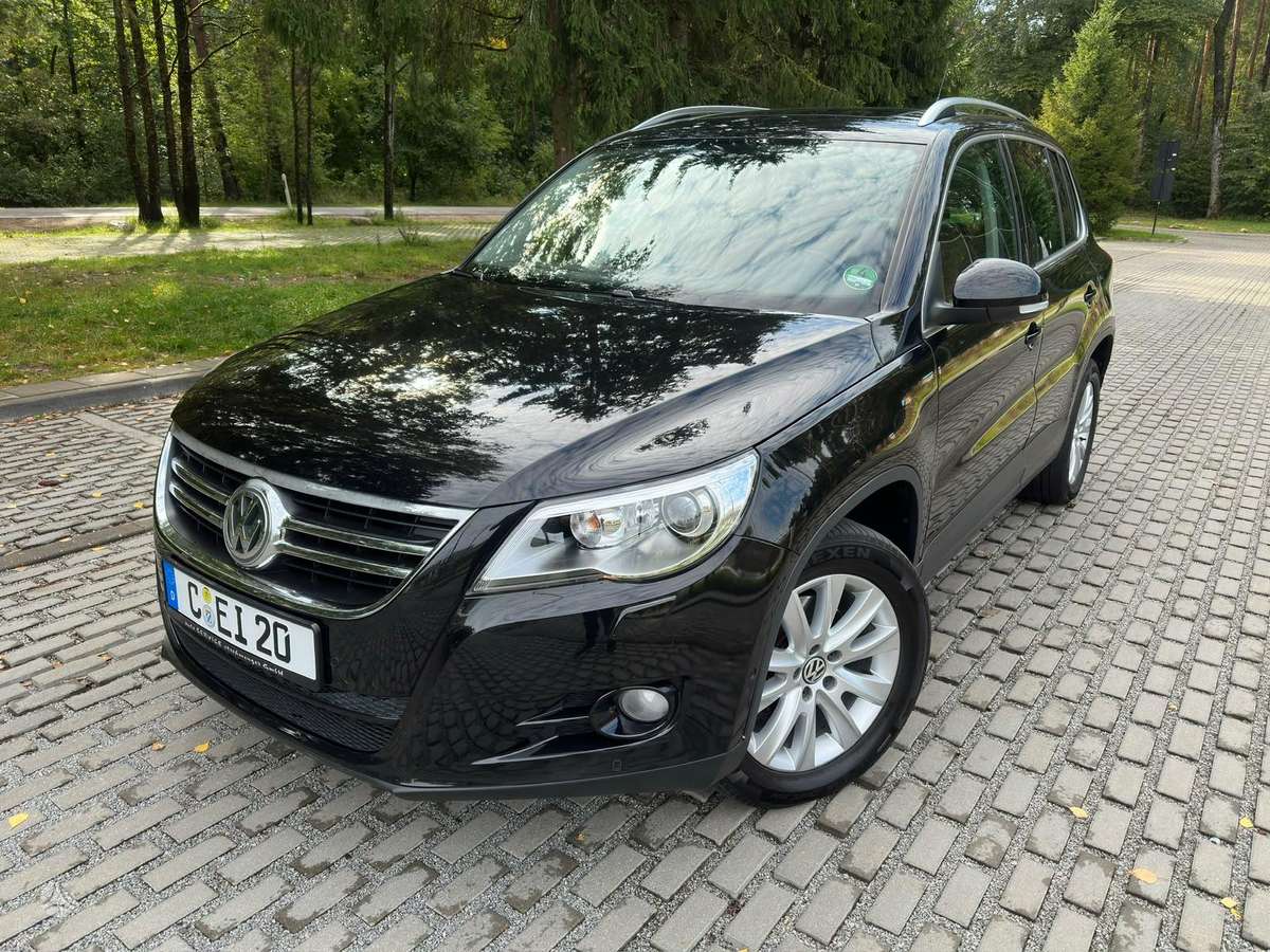 Volkswagen Tiguan - 2