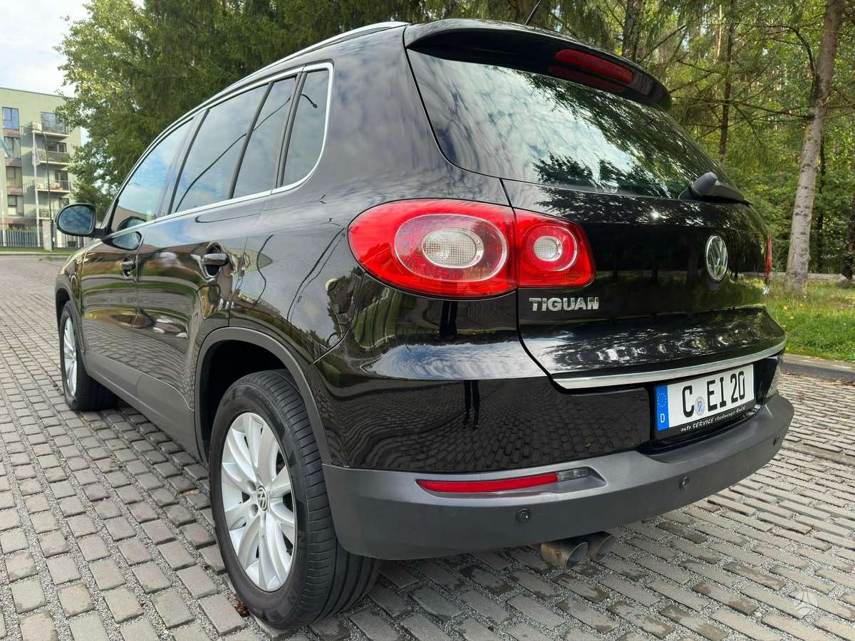 Volkswagen Tiguan - 5
