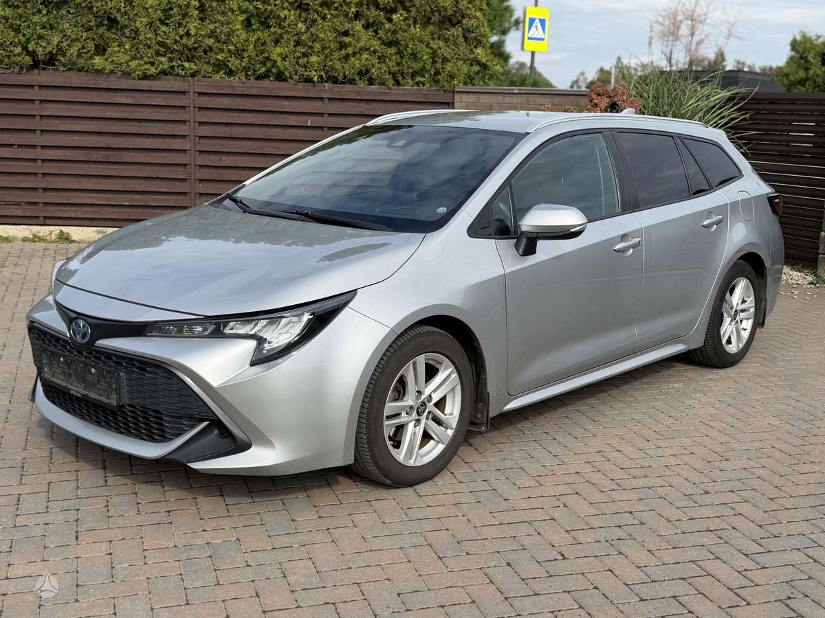 Toyota Corolla - 1