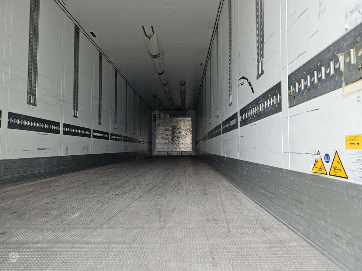Schmitz SCB*S3B, refrigerated