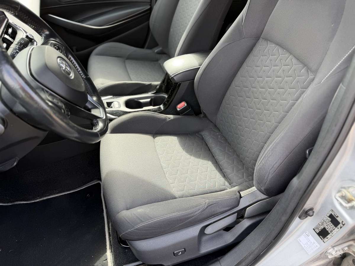 Toyota Corolla - 11