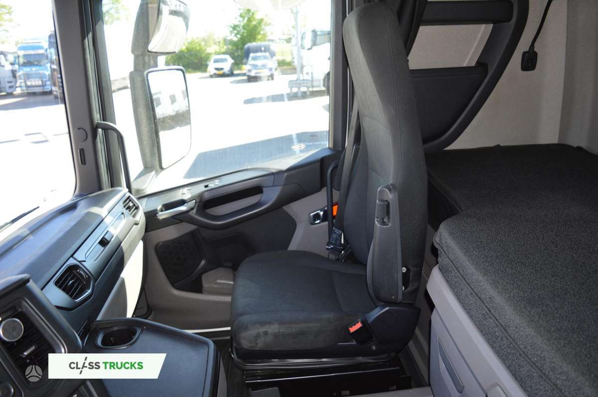 Scania R460 CR20H Adaptive Cruise Control, double sleeper