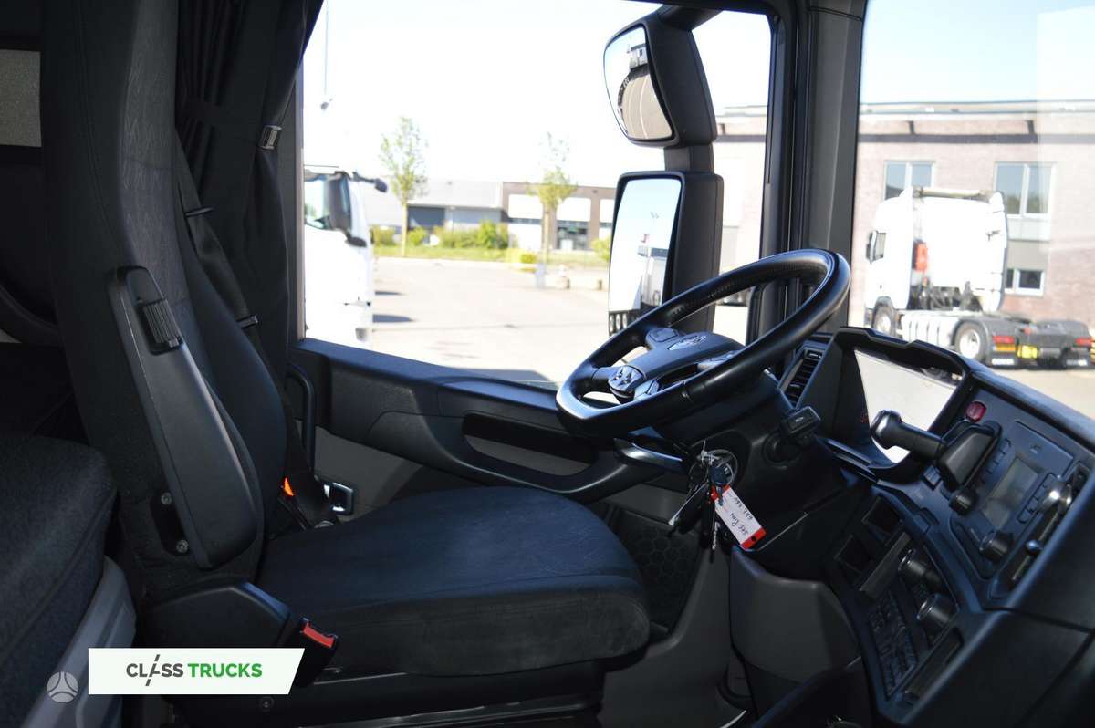 Scania R460 CR20H Adaptive Cruise Control, double sleeper