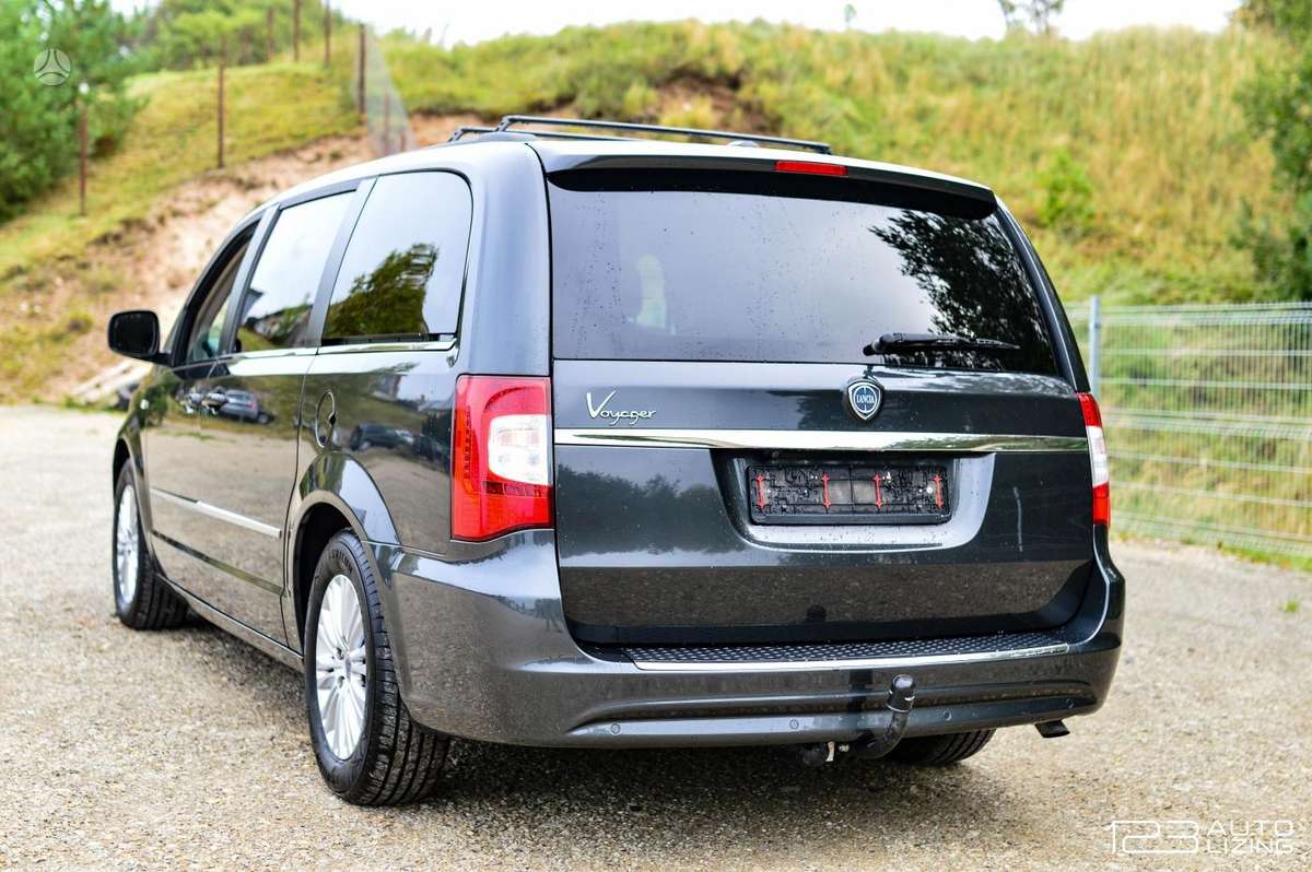 Lancia Voyager, 2.8 l., Минивэн