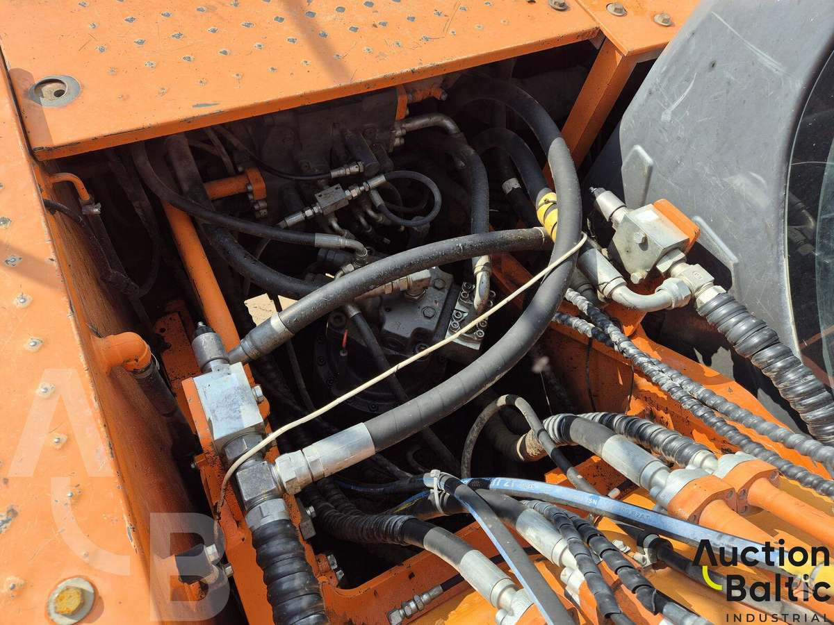 Doosan DX 225 LC, ekskavatoriai
